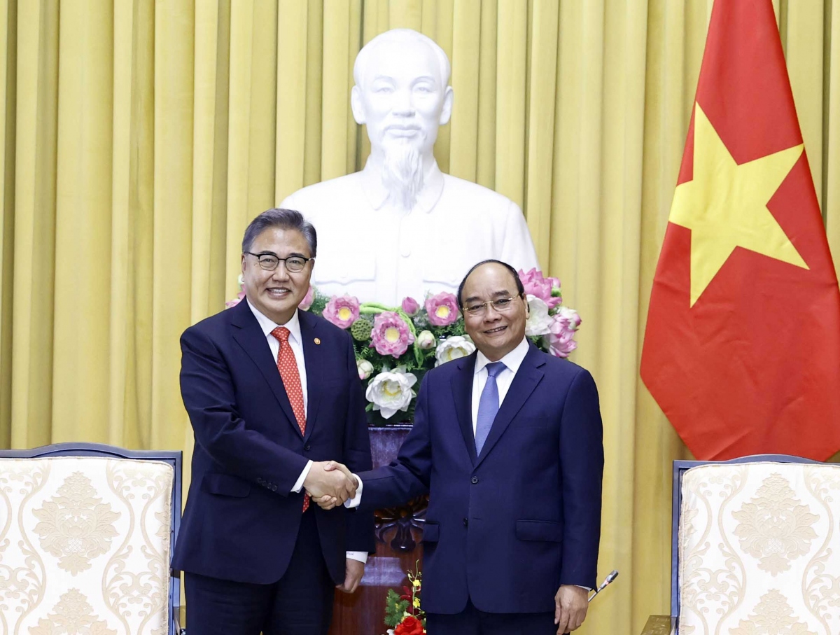 Chủ tịch nước đề nghị nâng kim ngạch thương mại Việt Nam-Hàn Quốc lên 100 tỉ USD 
